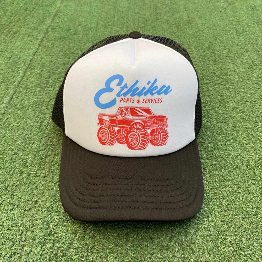 Ethika hat